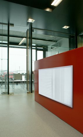 ECOSUN 300 G-White Skleněný sálavý panel, instalace stropní i nástěnná, 300W 4