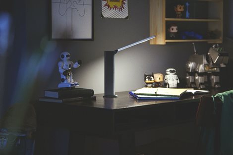 Amber přenosná stolní LED lampa 1x5W 120lm 4000K IP20 USB, krokové stmívání, černá 4