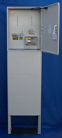 ER212/NKP7P-C dvoutarifní elektroměrová skříň s pilířem stejný design jako SS od energetiky 3