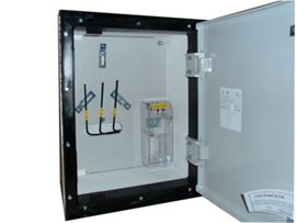 ER513/KVP7P Elektroměrová skříň do výklenku pro PRE bez FV ( beton + plastové dveře )